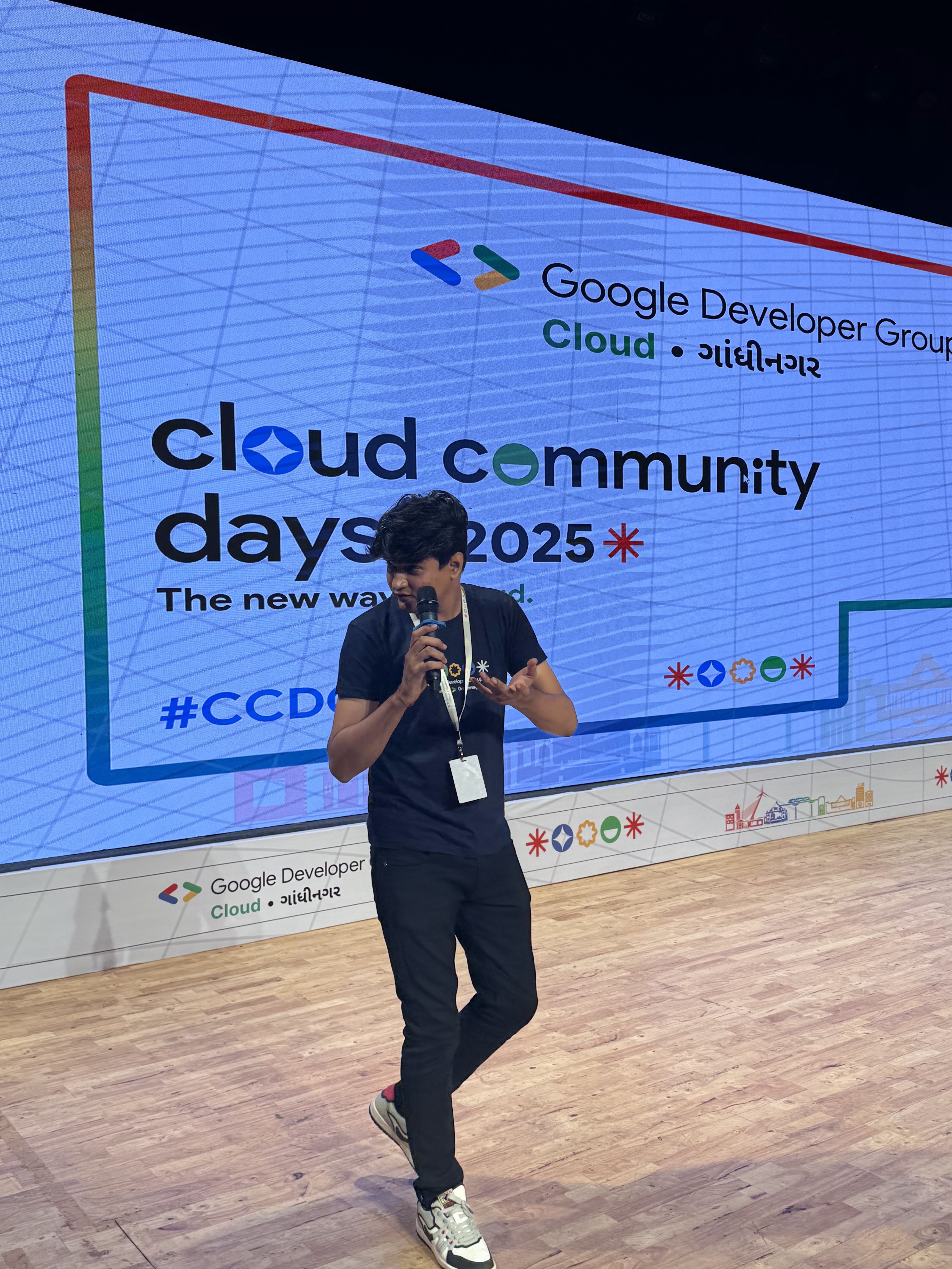 Ronit Gandhi | GDG Cloud Gandhinagar 1
