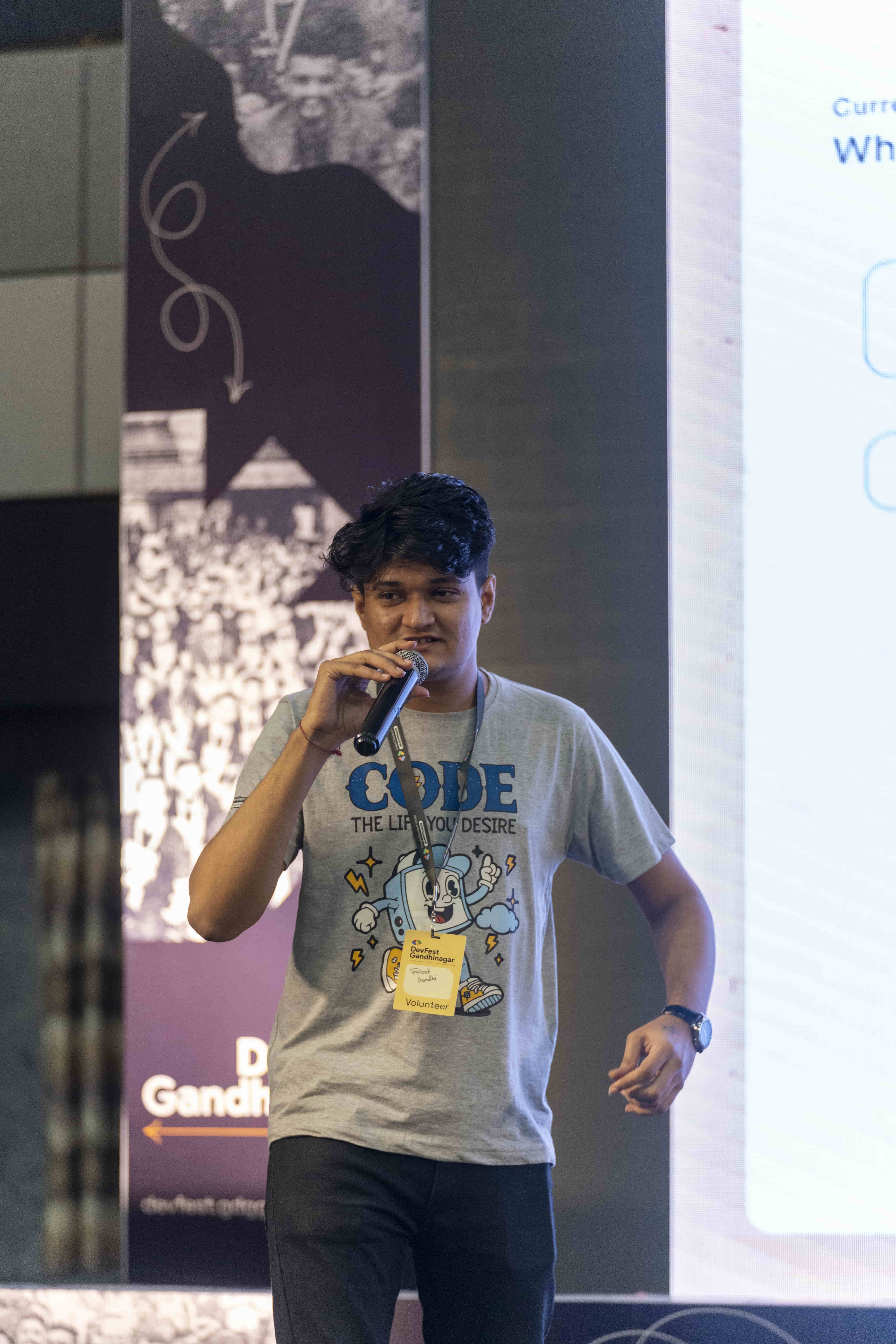 Ronit Gandhi | DevFest 3