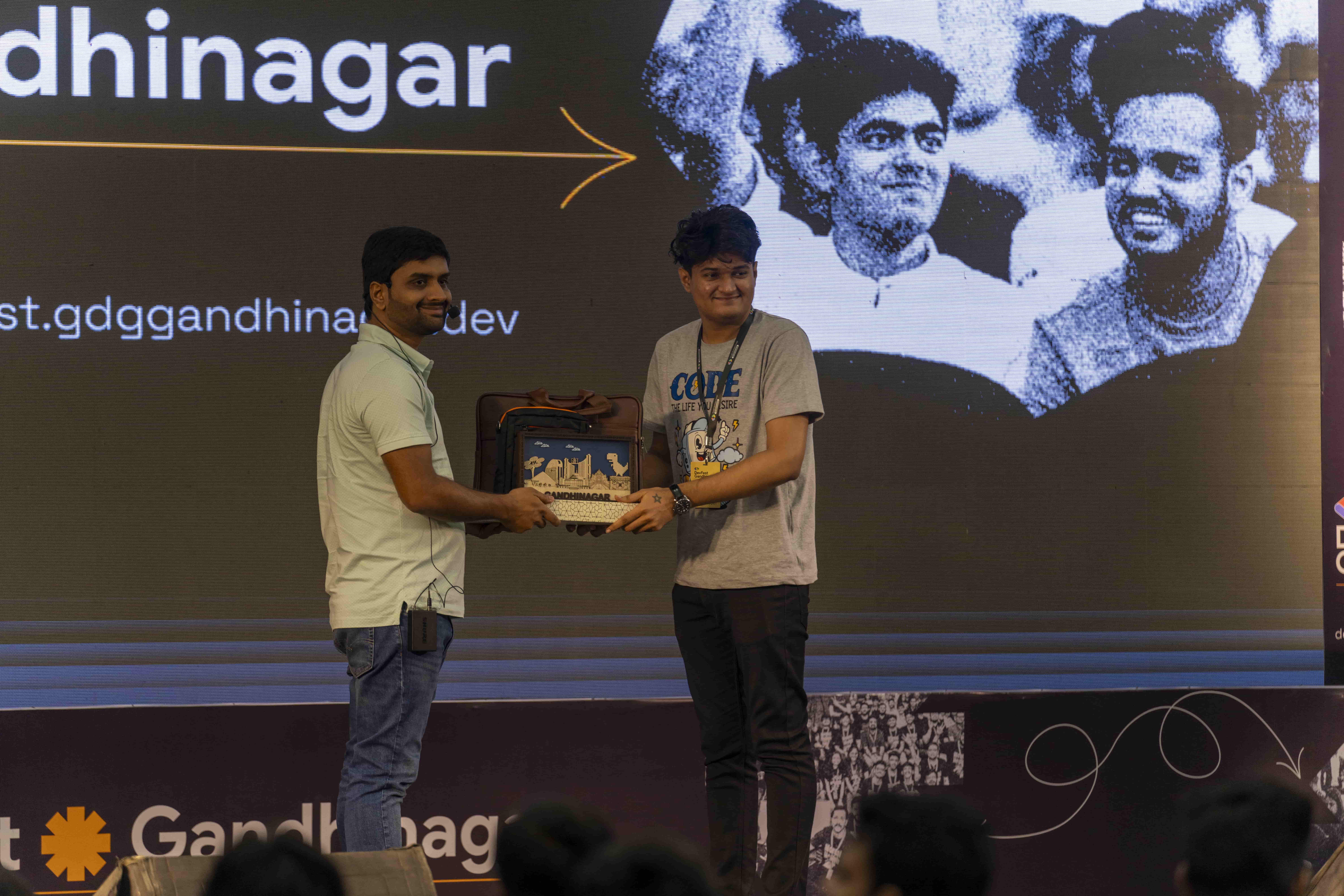 Ronit Gandhi | DevFest 7